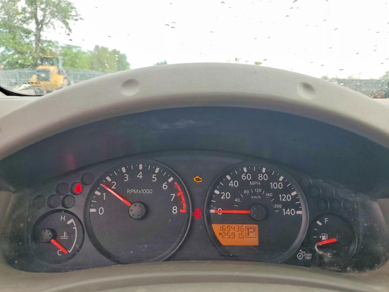 Nissan Frontier S