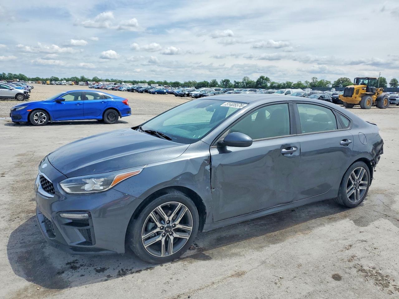 Salvage Kia Forte Image