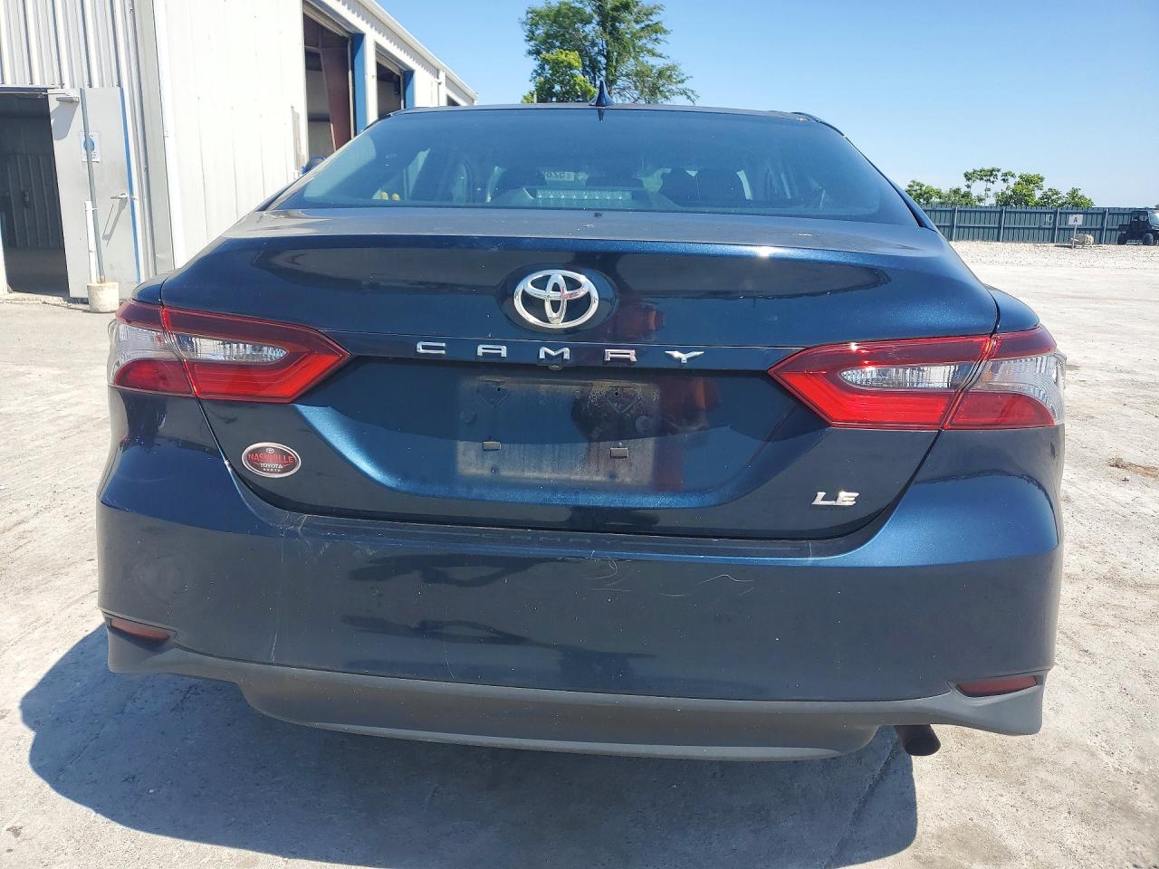 Toyota Camry Le