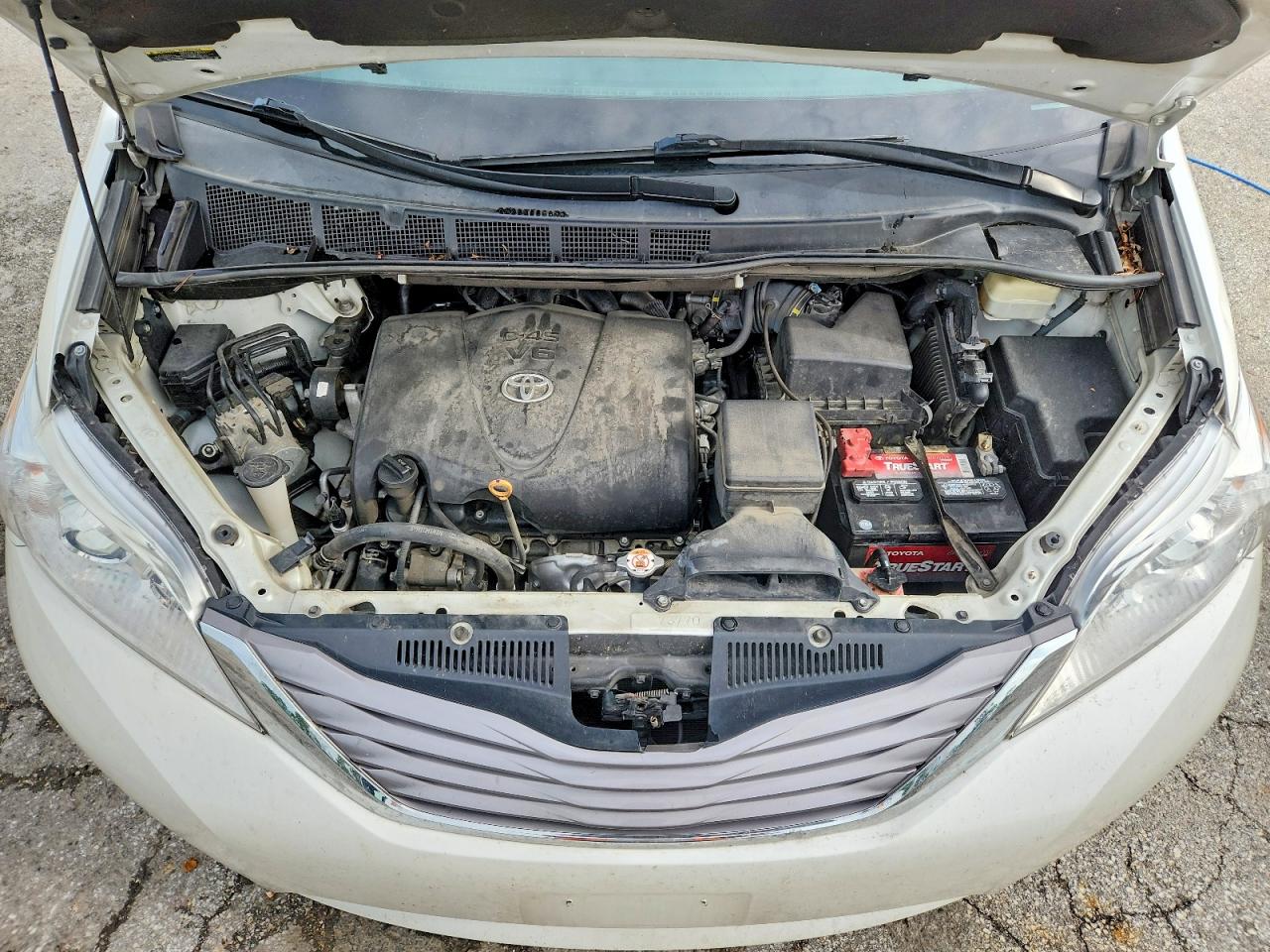 Toyota Sienna Xle 8-passenger