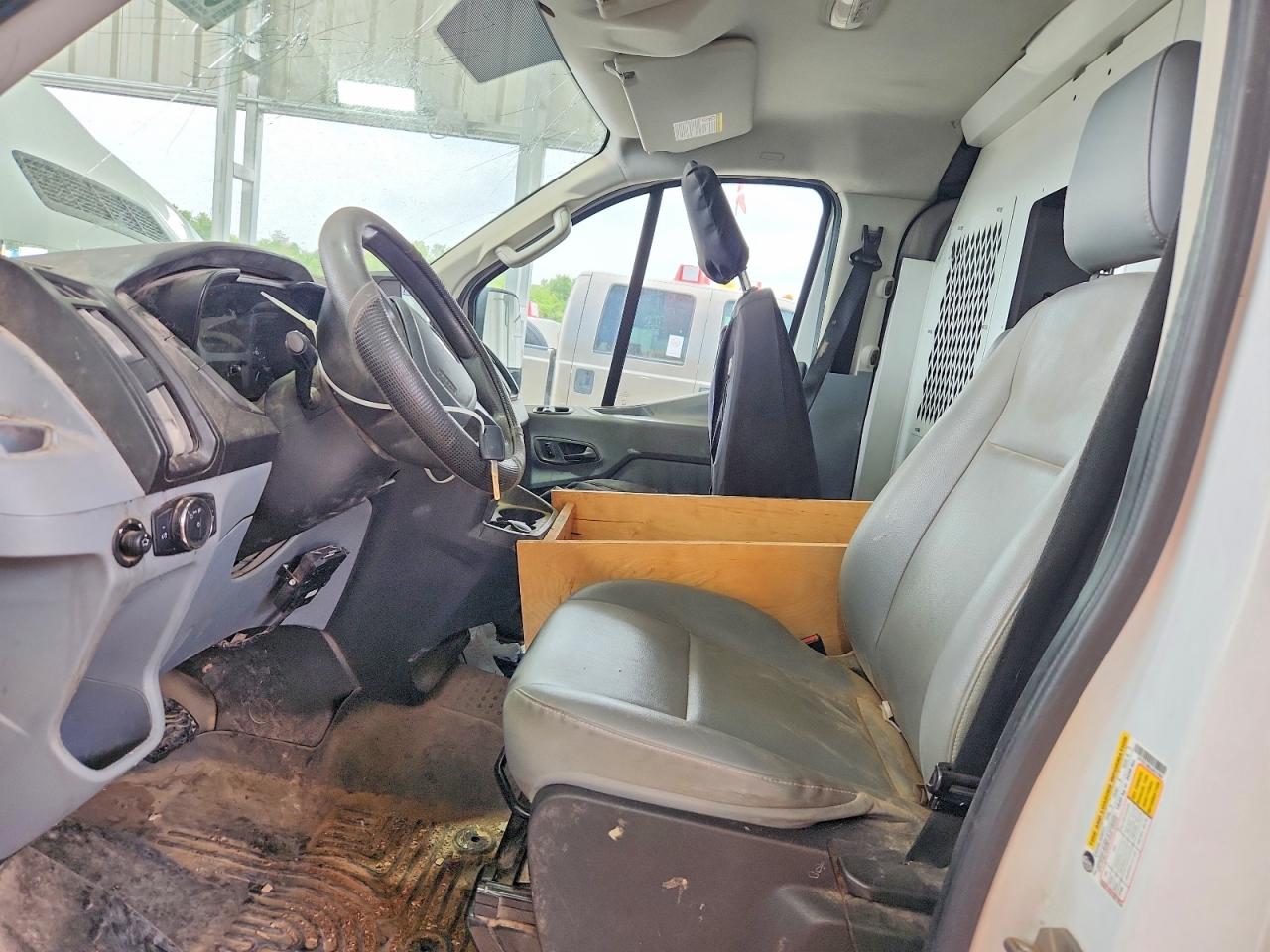 Ford Transit T-150