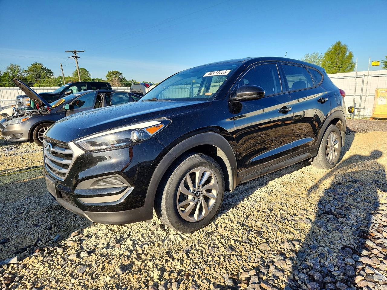 Salvage Hyundai TUCSON Image