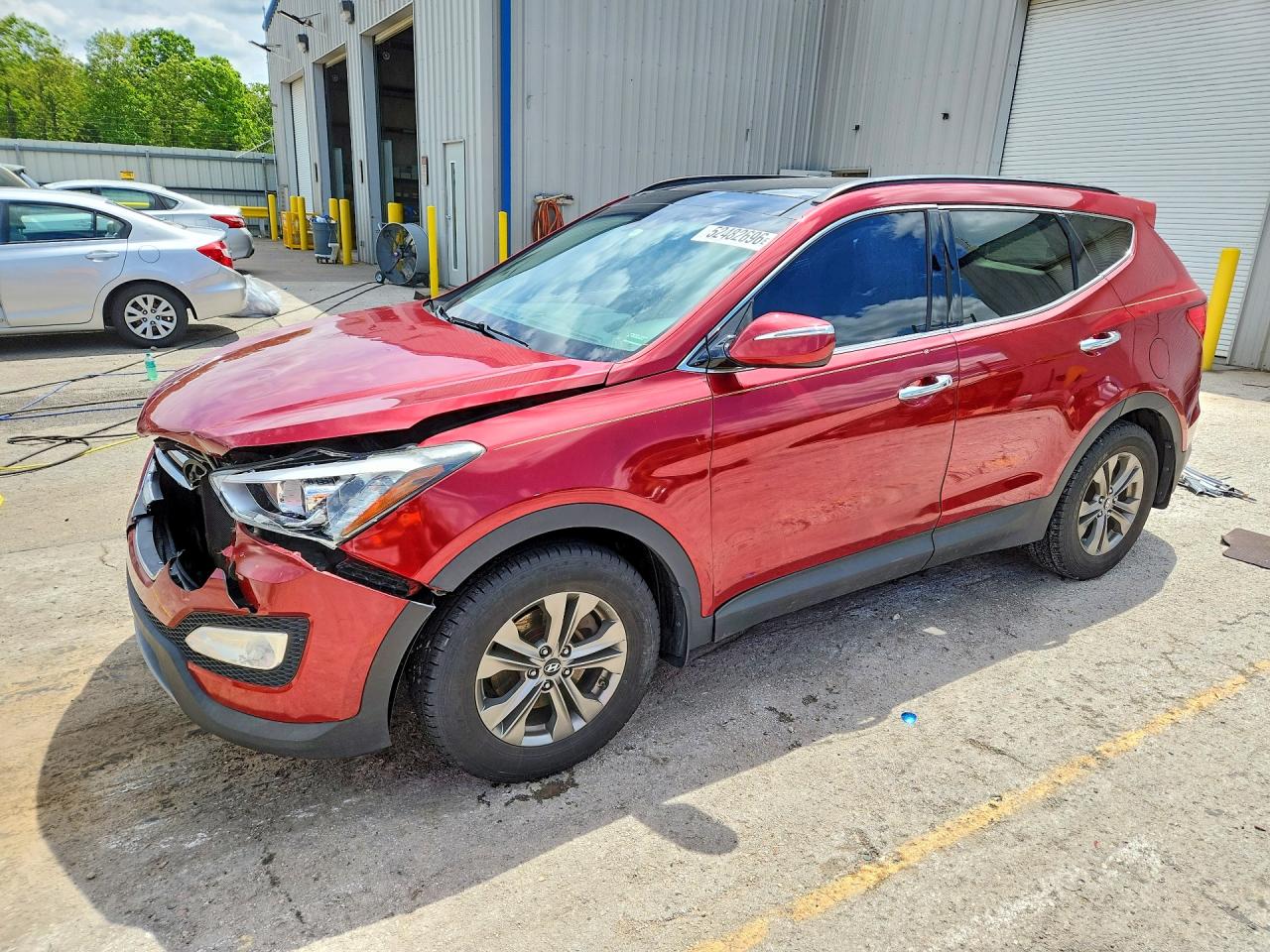 Salvage Hyundai SANTA FE Image