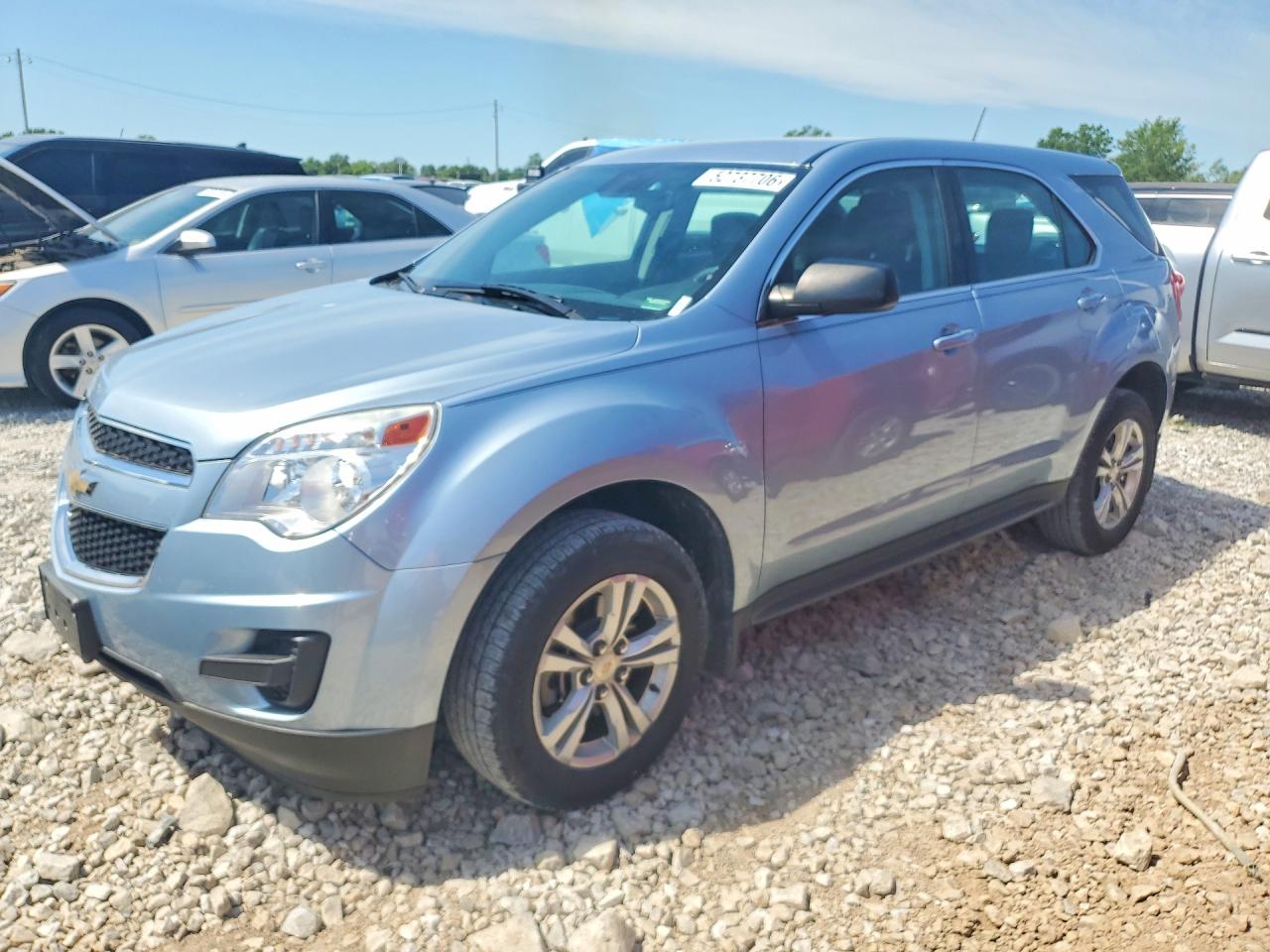 Salvage Chevrolet Equinox Image