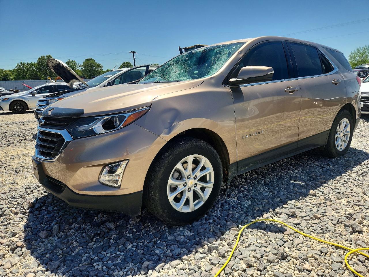 Salvage Chevrolet Equinox Image