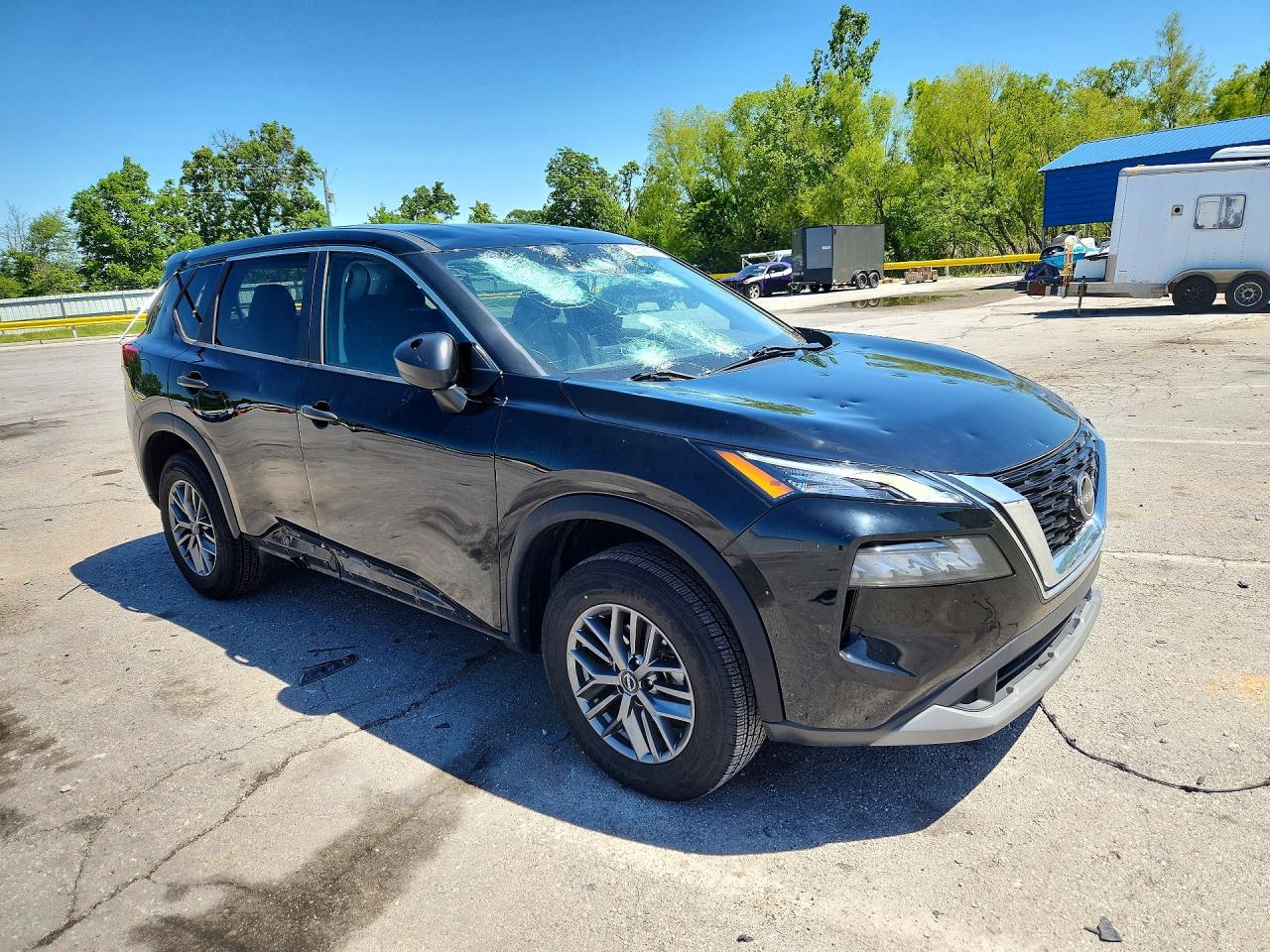 Nissan Rogue S