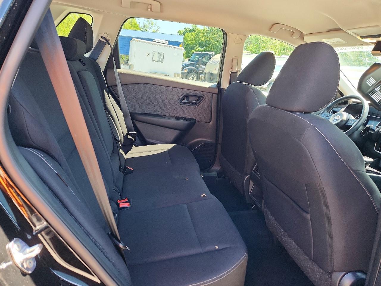 Nissan Rogue S