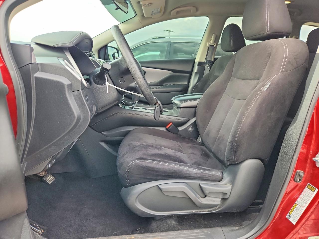 Nissan Murano S