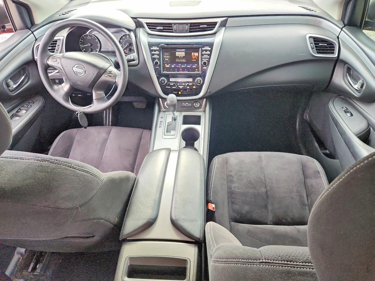 Nissan Murano S