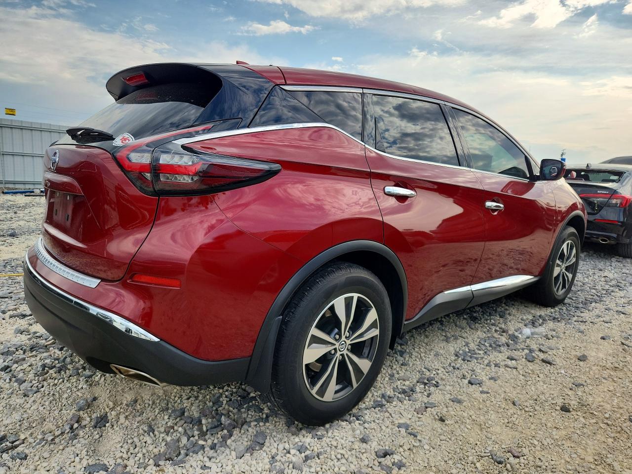Nissan Murano S