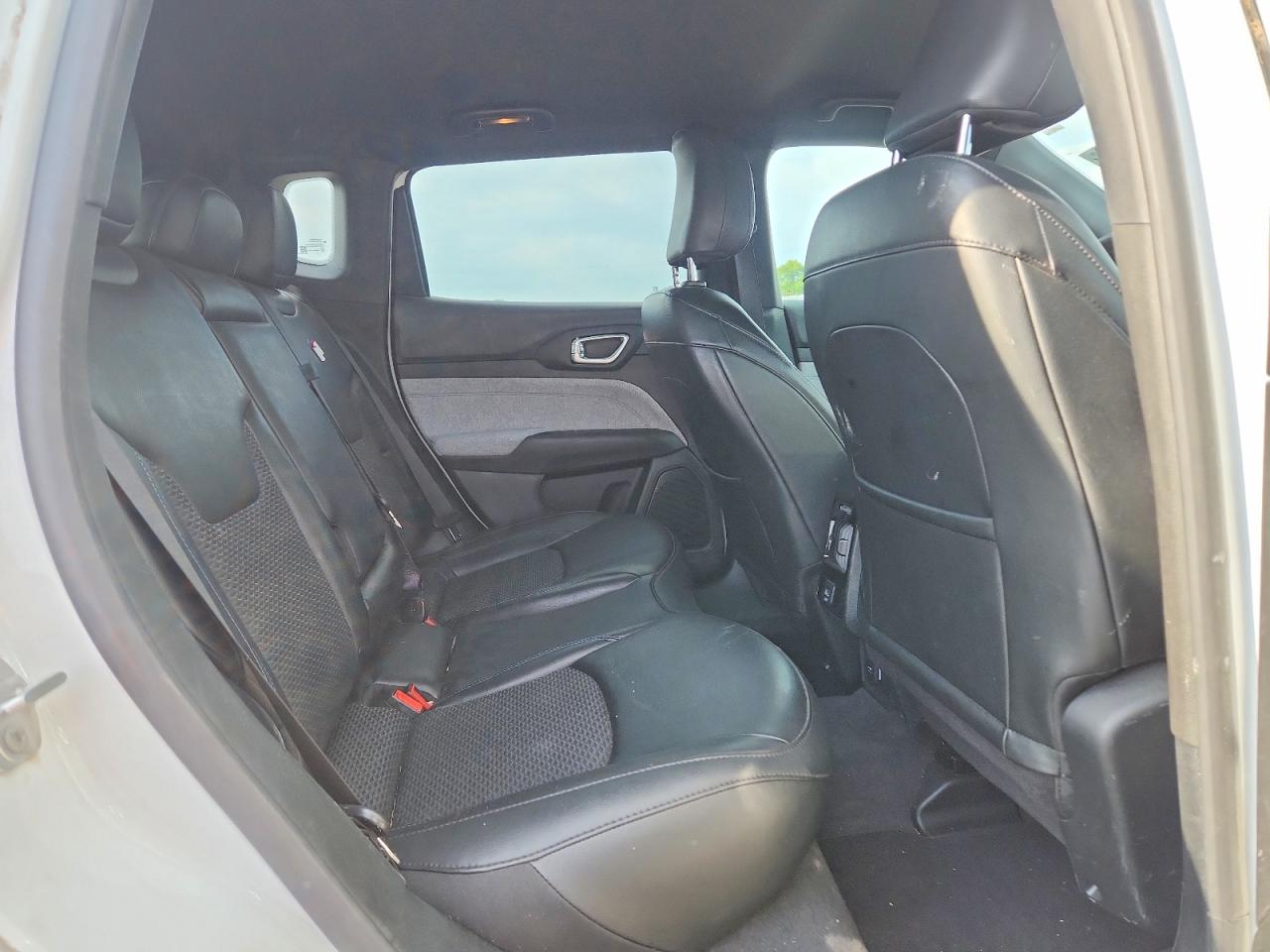 Jeep Compass Latitude