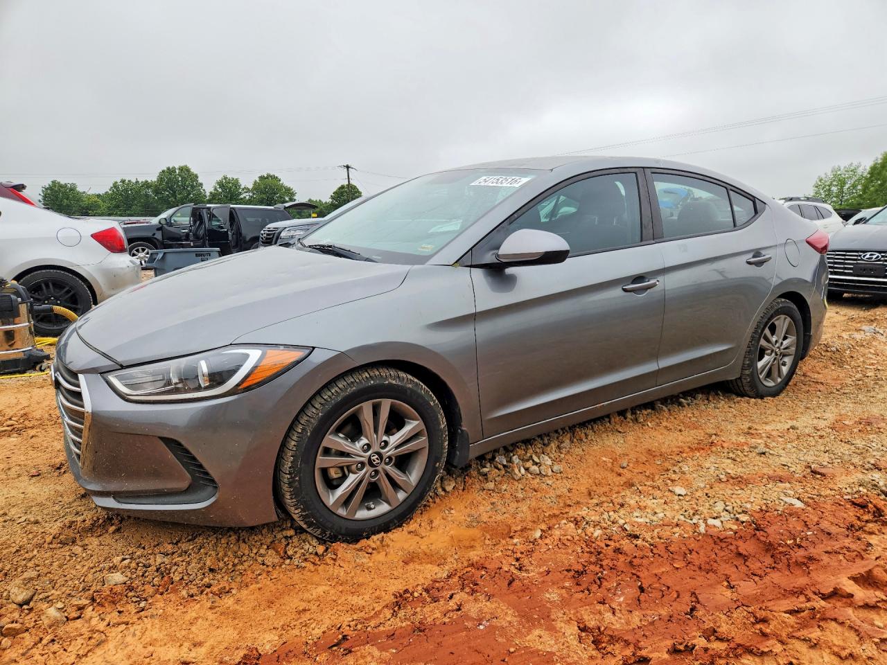Salvage Hyundai ELANTRA Image