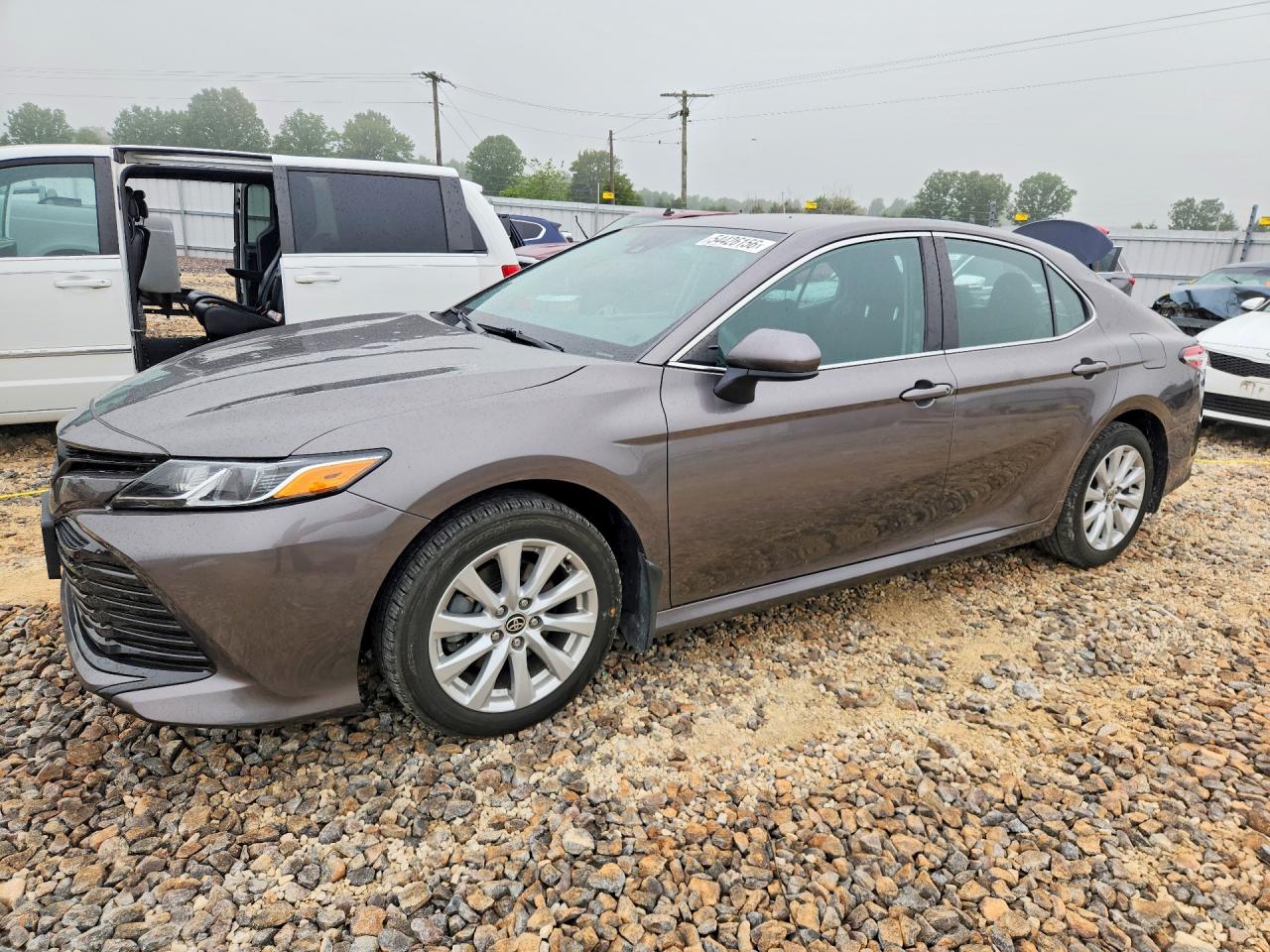 Salvage Toyota Camry Image
