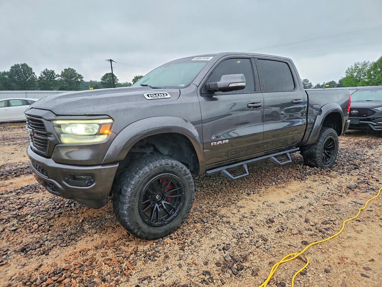 Salvage Ram 1500 Image