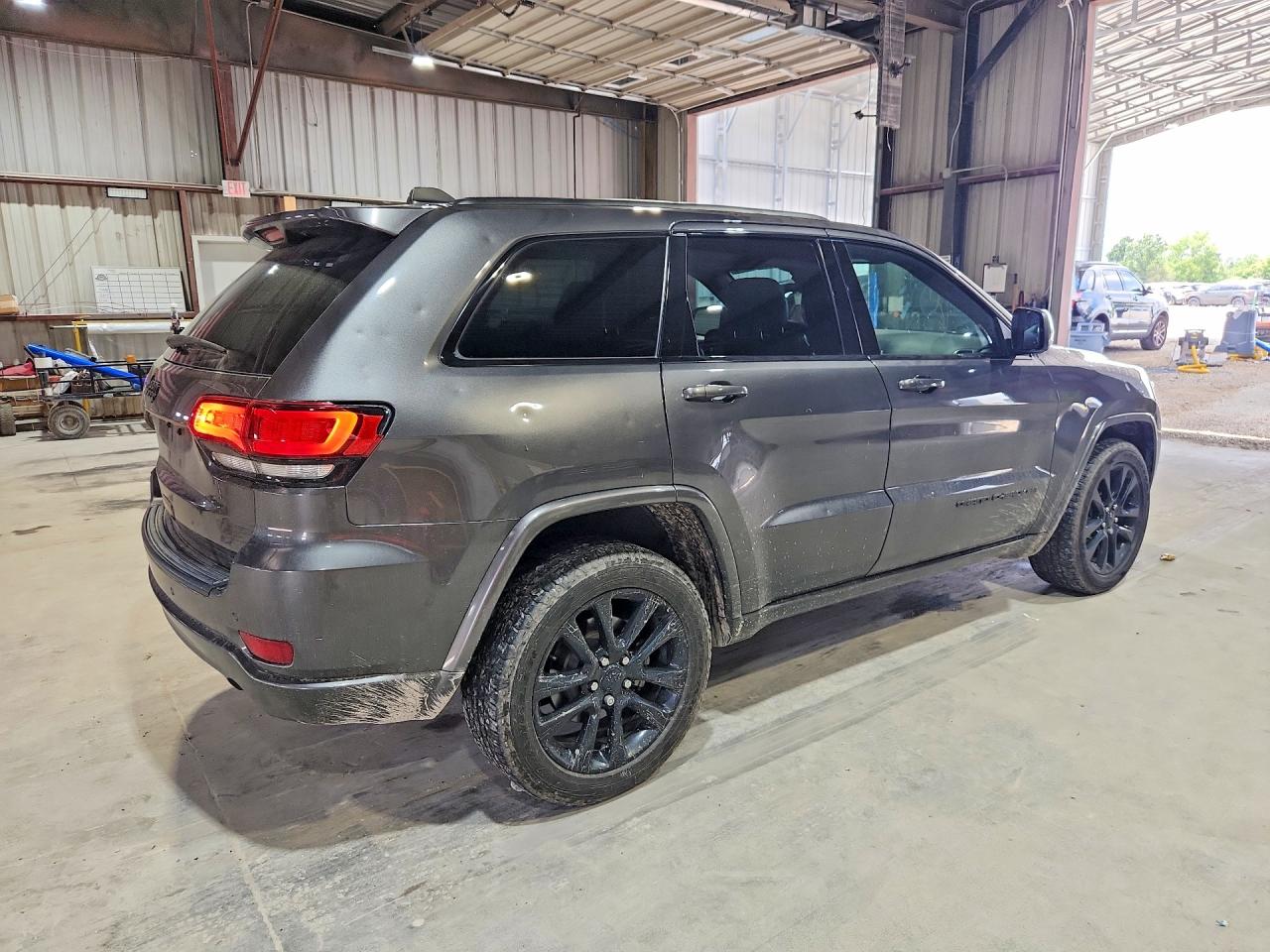 Jeep Cherokee Laredo