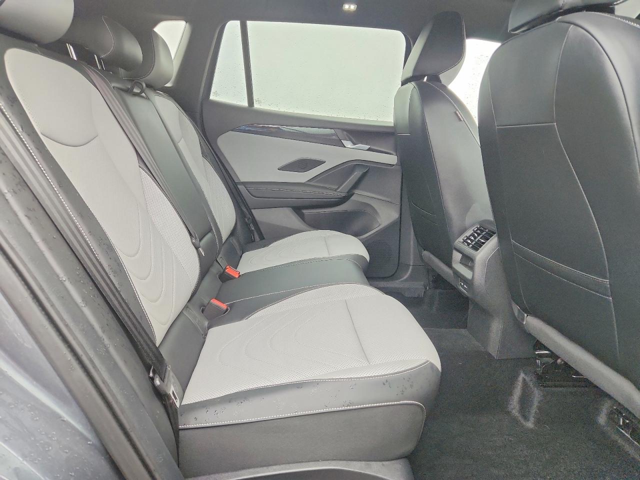 Volkswagen Tiguan Se R-line Black