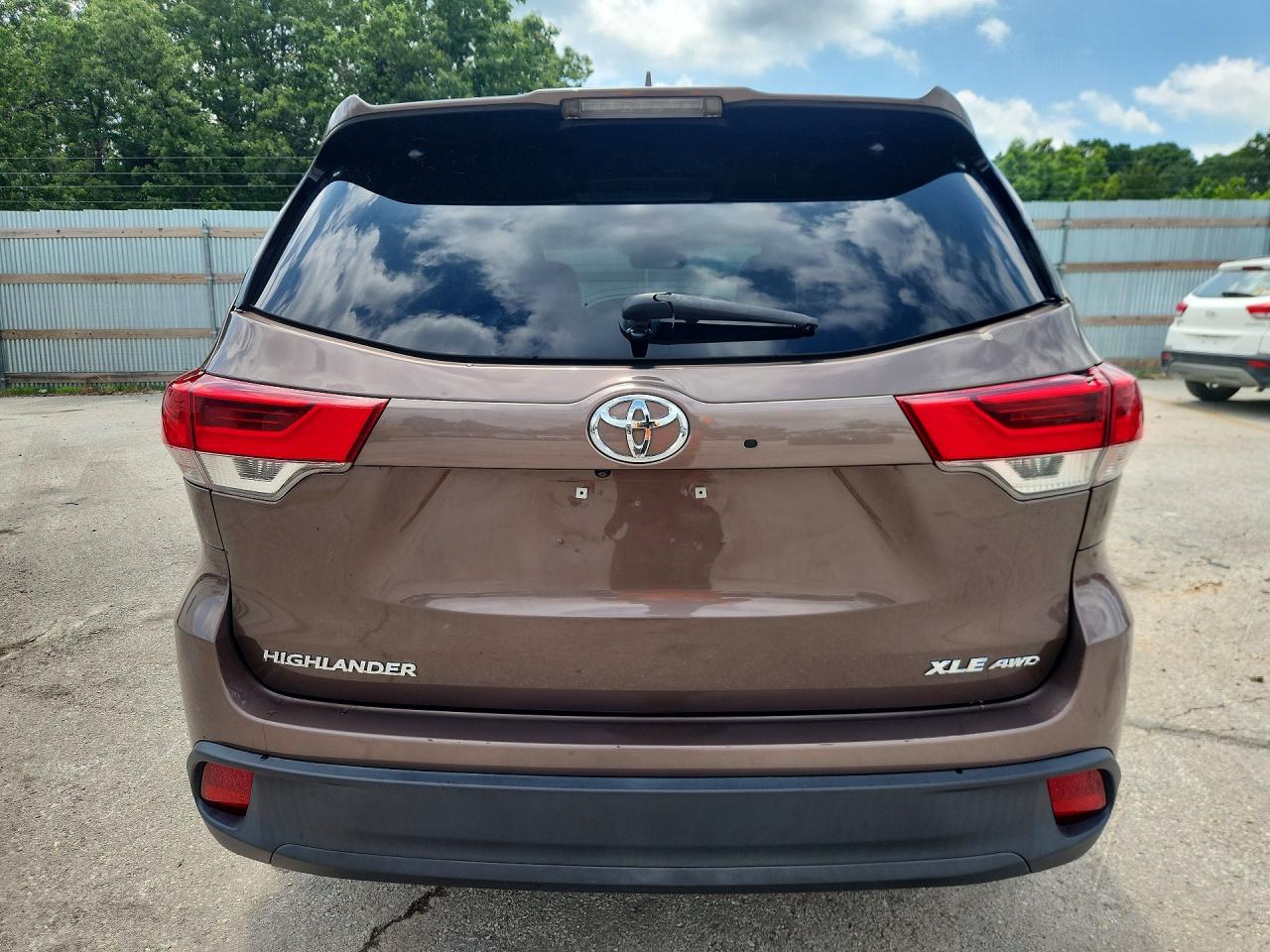 Toyota Highlander Xle