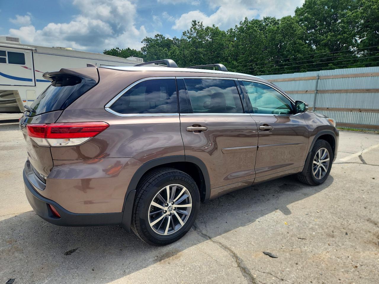 Toyota Highlander Xle