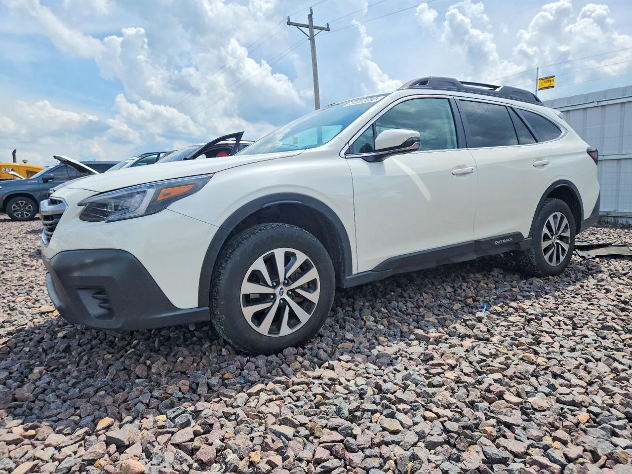 Salvage Subaru Outback Image
