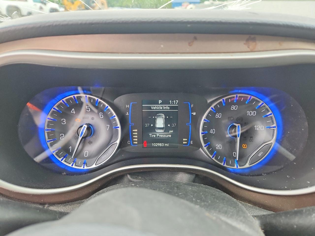 Chrysler Pacifica Touring L