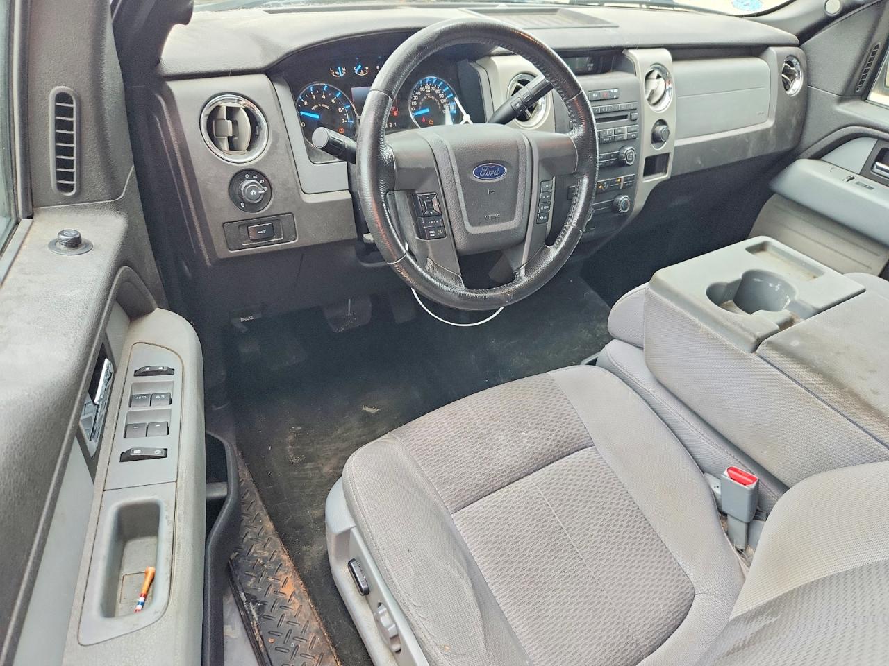 Ford F-150 Super Cab