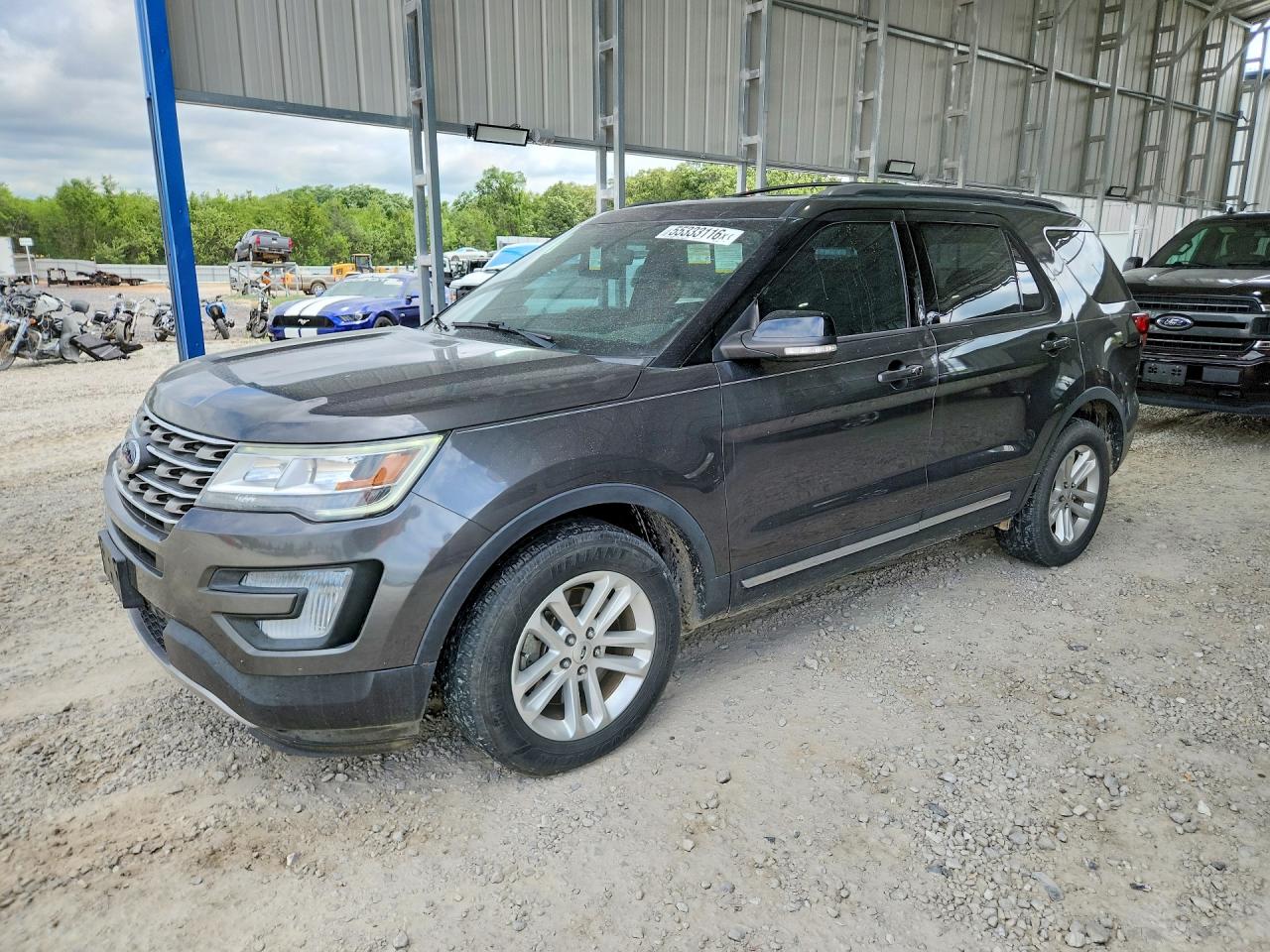 Salvage Ford Explorer Image