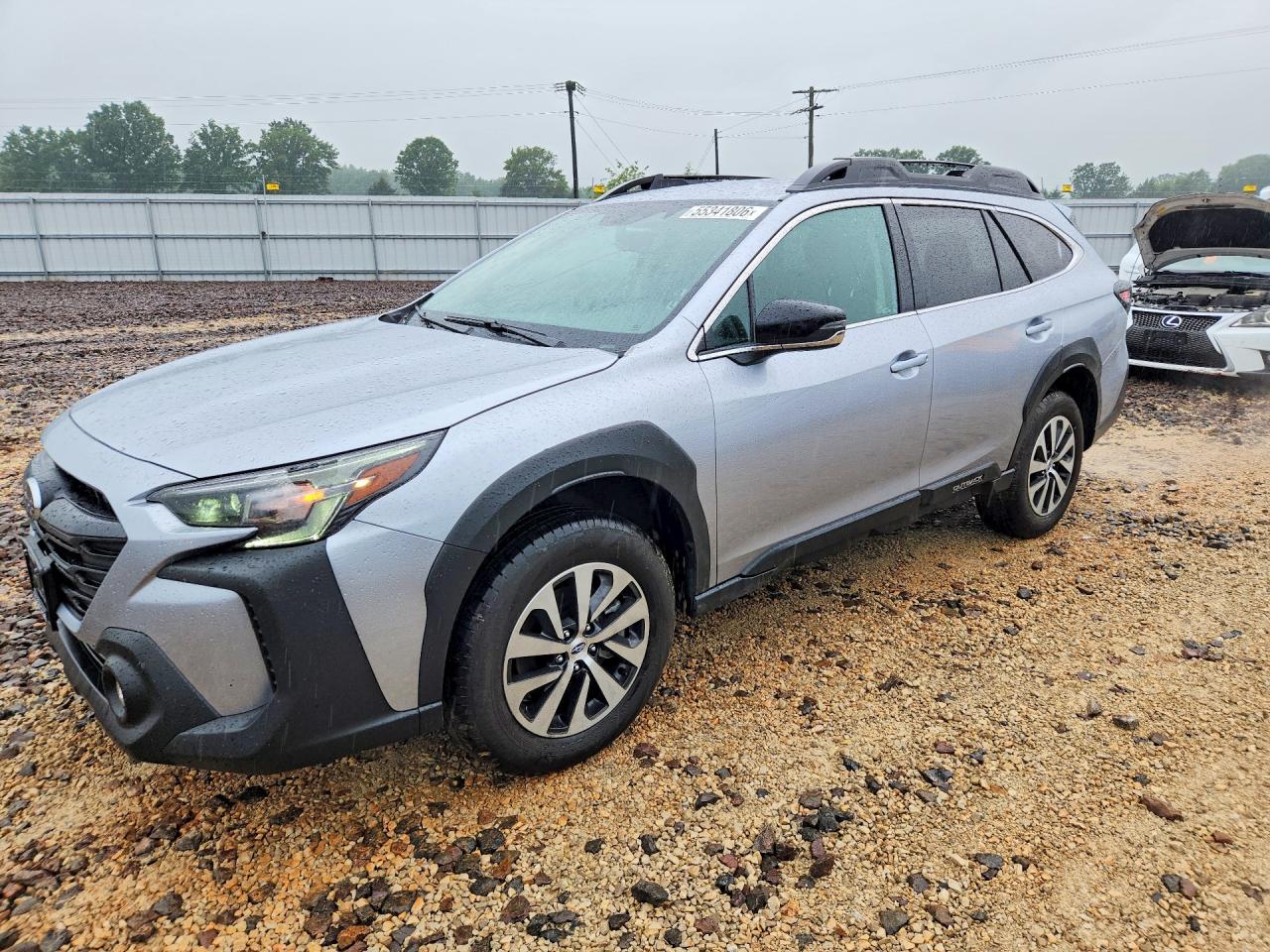 Salvage Subaru Outback Image