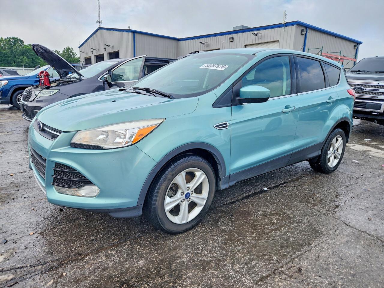 Salvage Ford Escape Image
