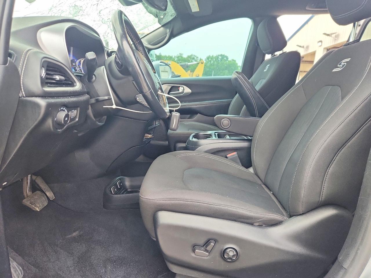 Chrysler Pacifica Touring