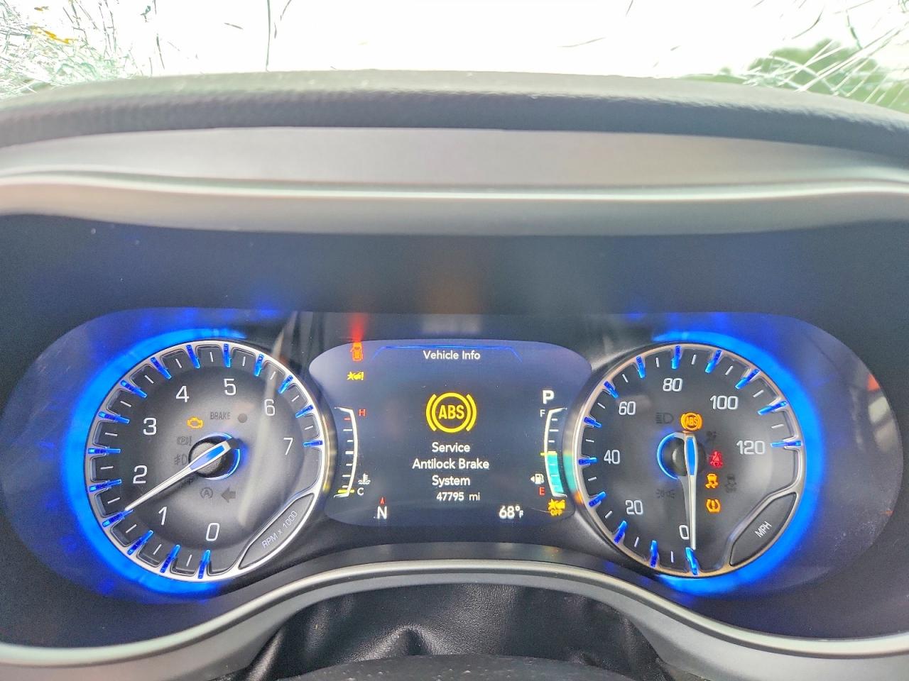 Chrysler Pacifica Touring
