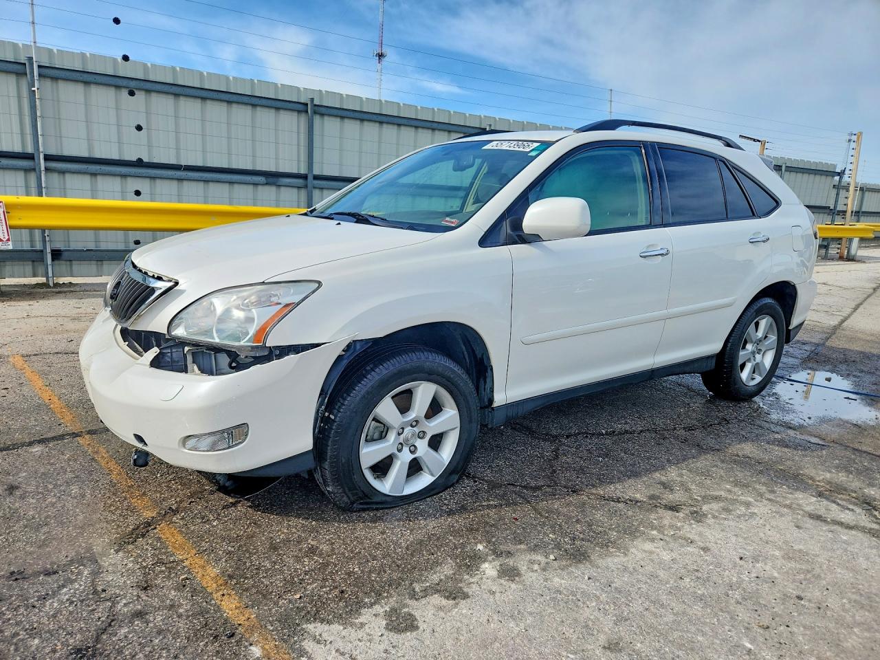 Salvage Lexus RX Image