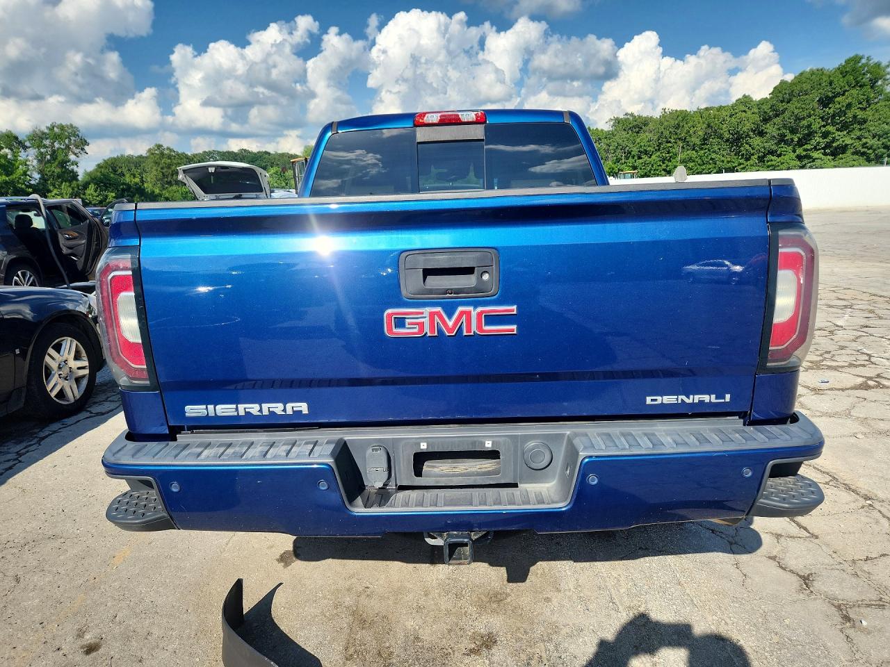 GMC Sierra K1500 Denali