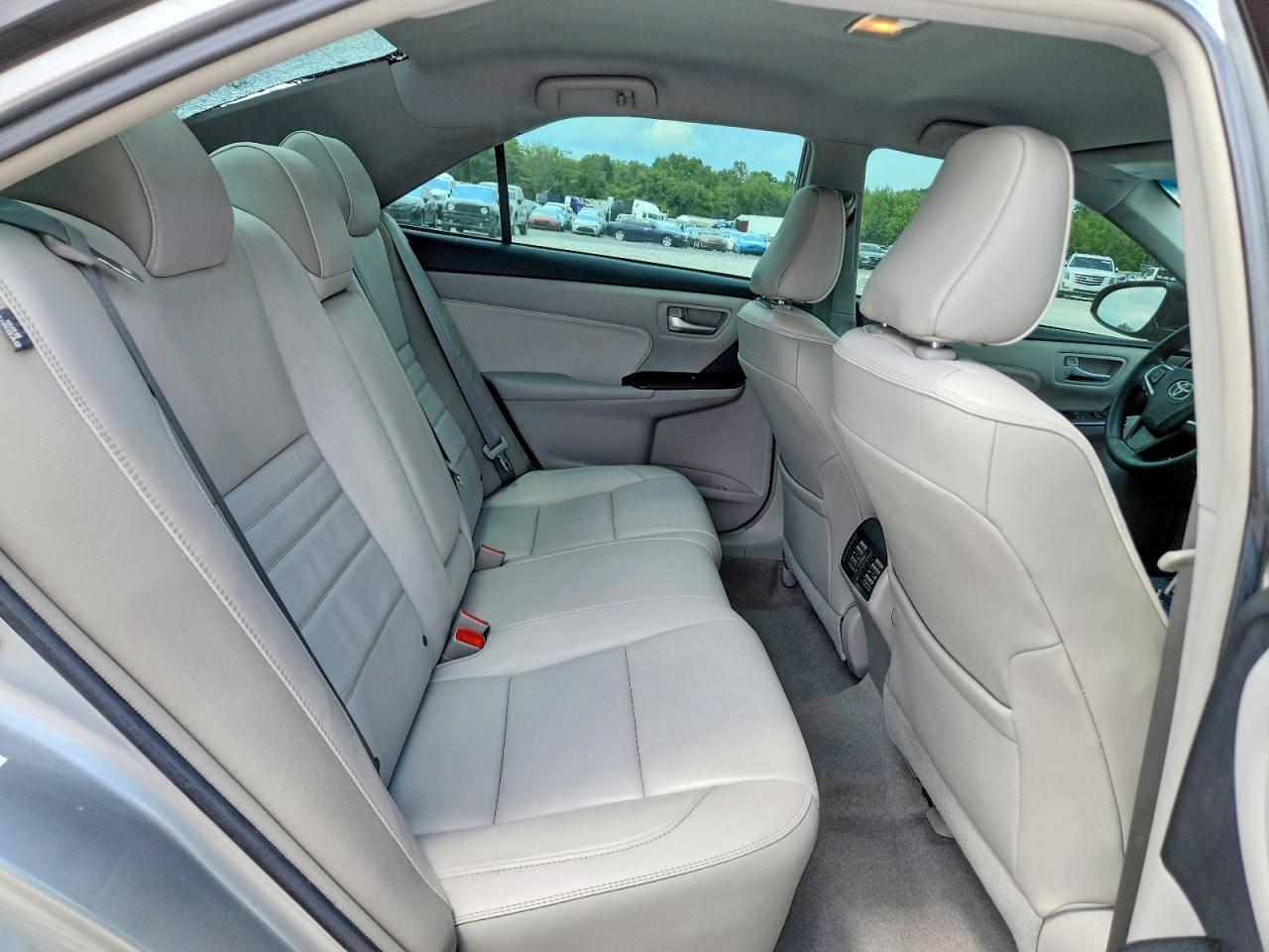Toyota Camry Xle