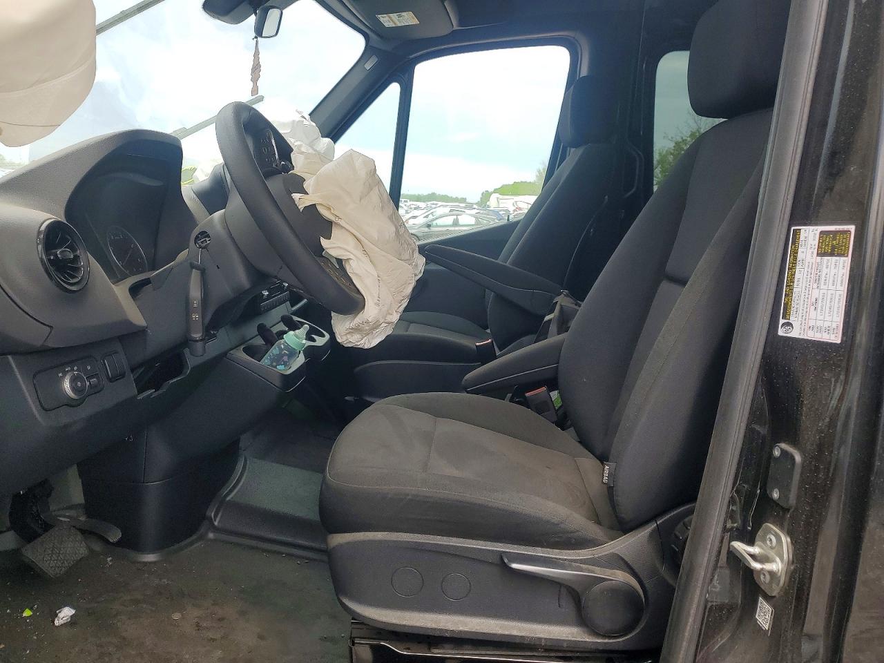 Mercedes-Benz Sprinter 2500