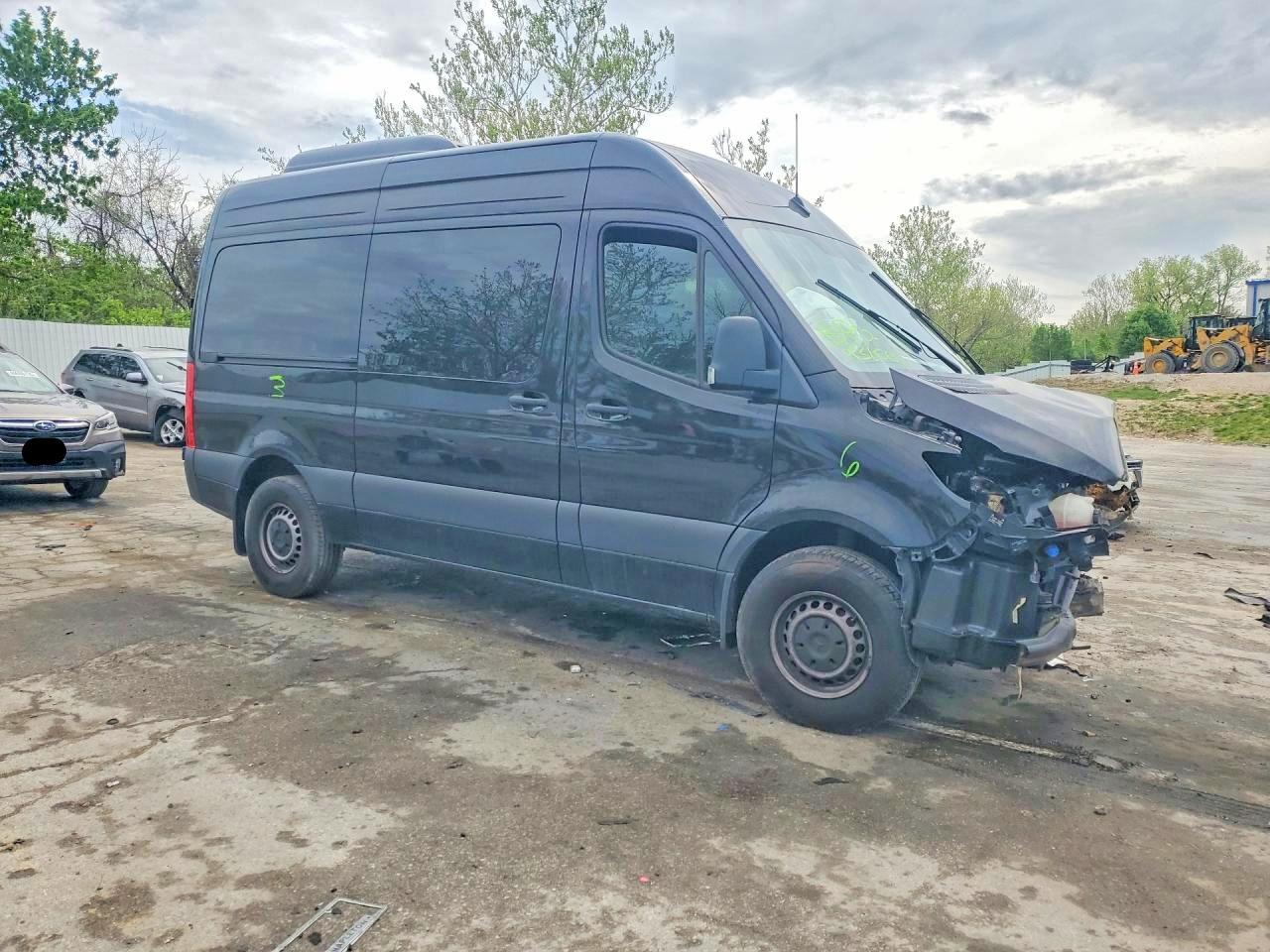 Mercedes-Benz Sprinter 2500