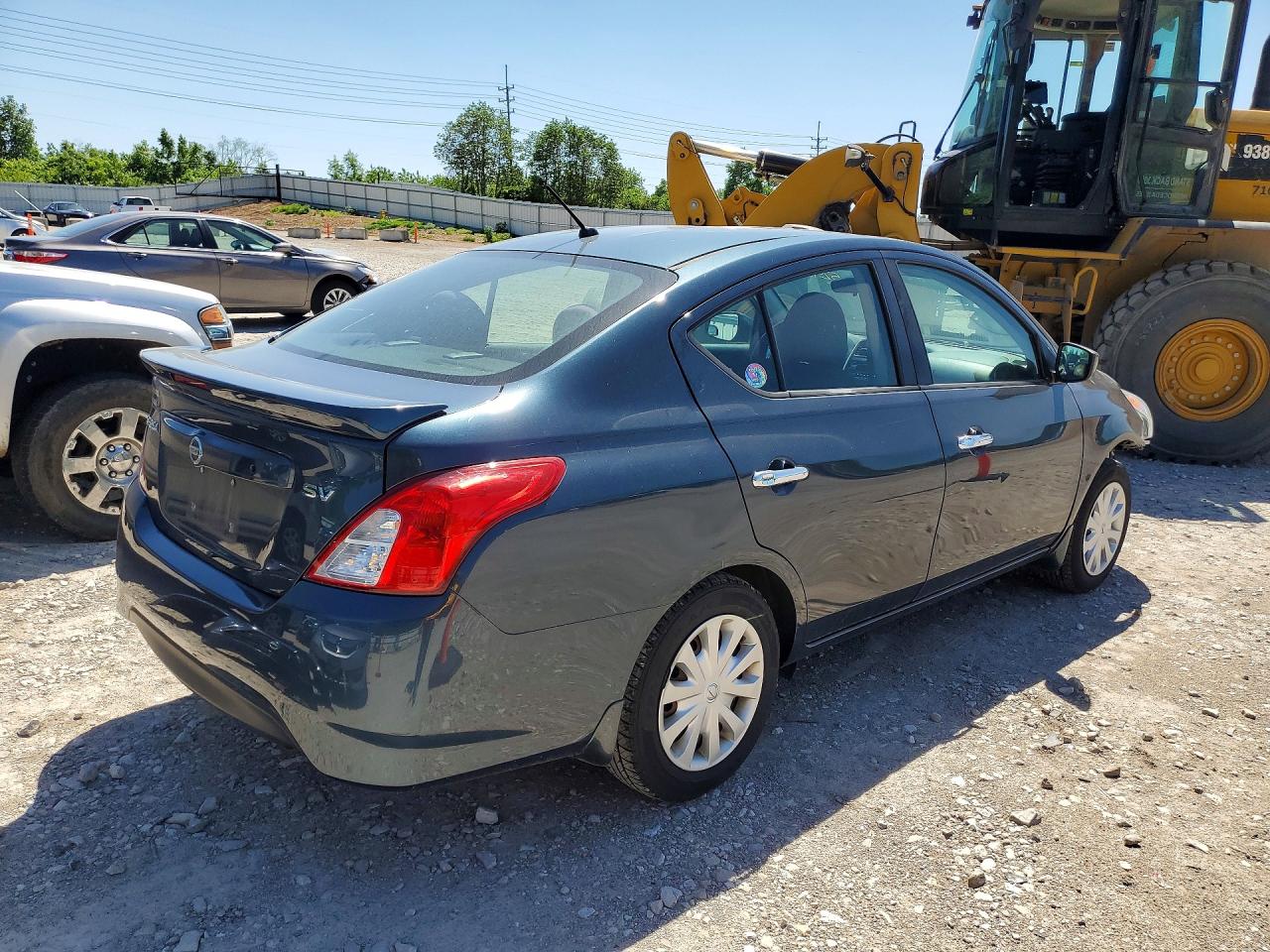 Nissan Versa 1.6 Sv