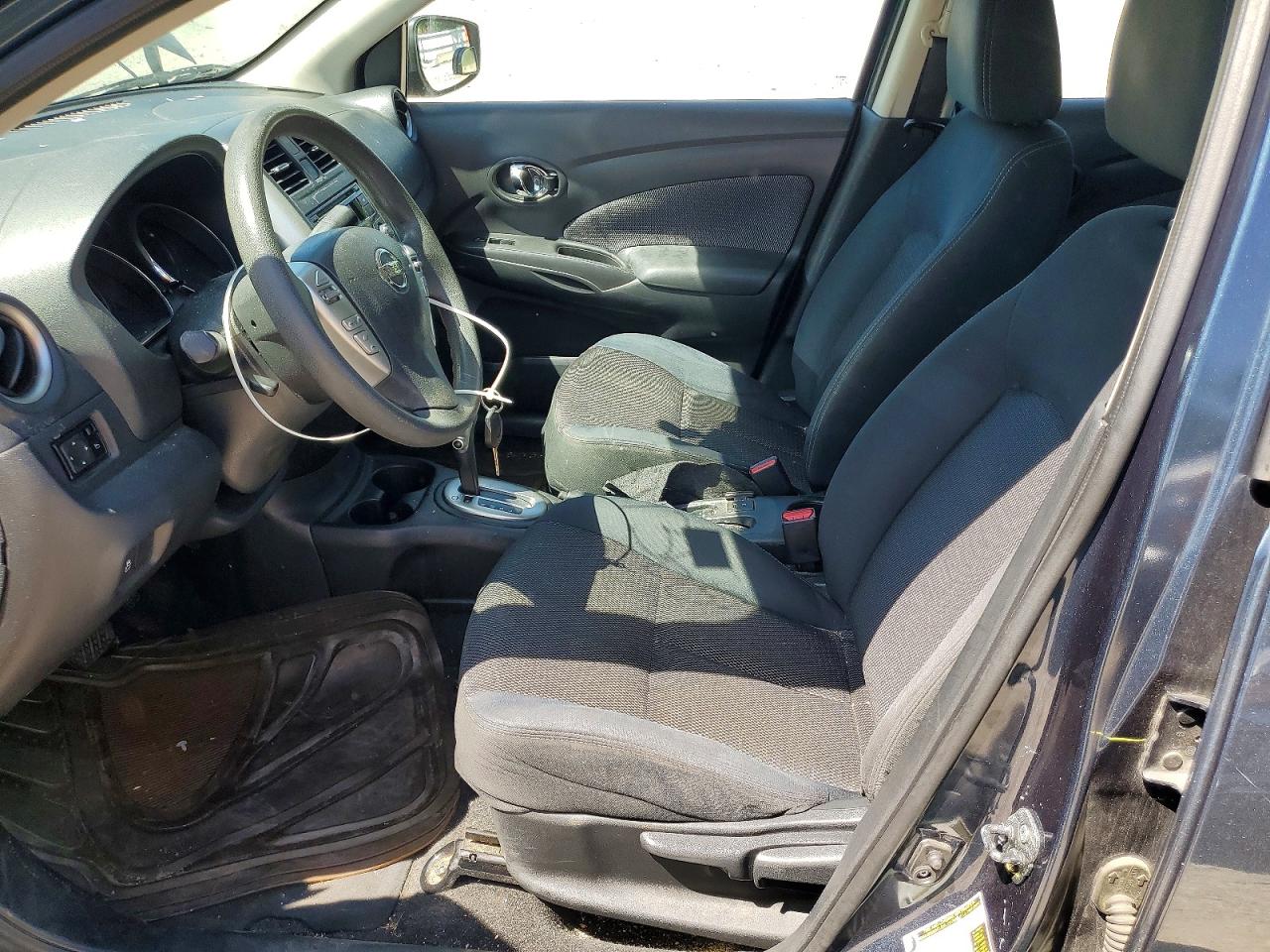 Nissan Versa 1.6 Sv