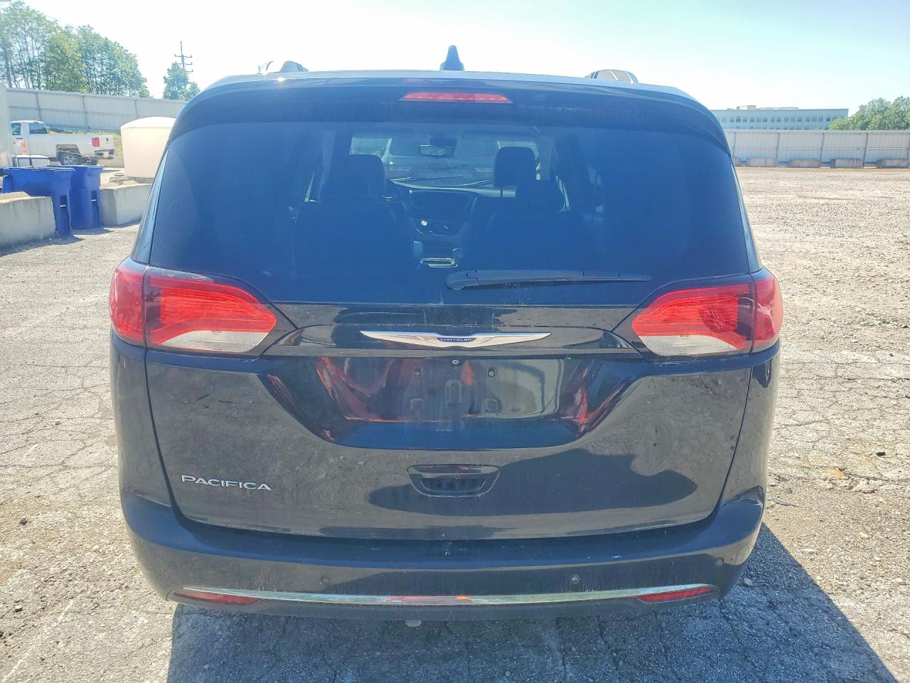 Chrysler Pacifica Touring L