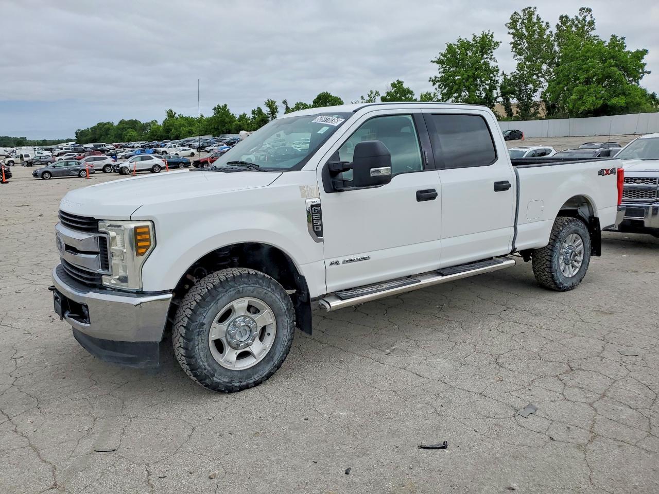 Salvage Ford F-250 Image