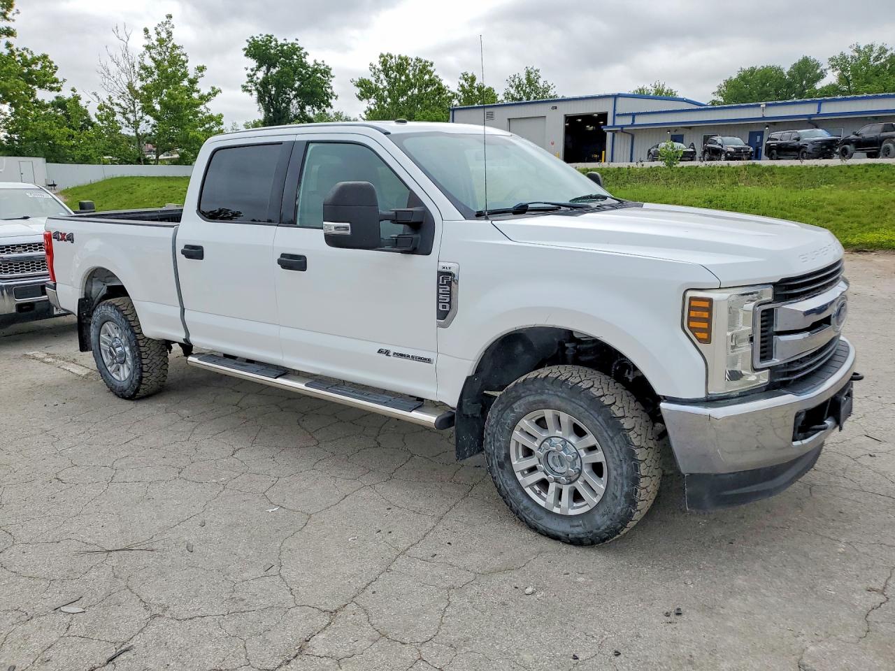 Ford F-250 Super Duty