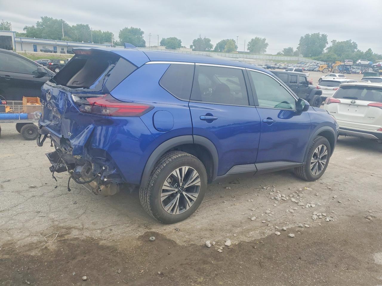 Nissan Rogue Sv