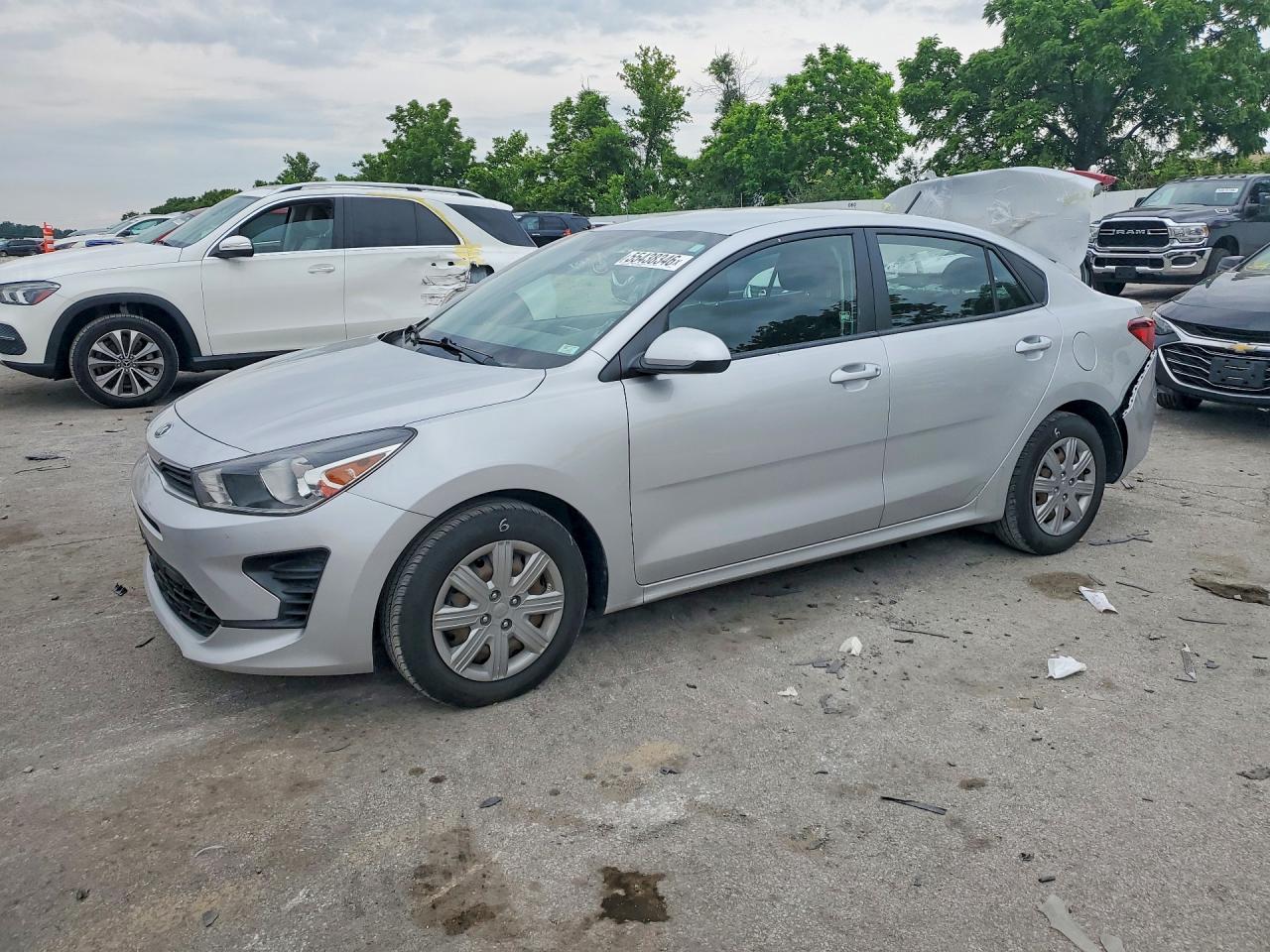 Salvage Kia Rio Image