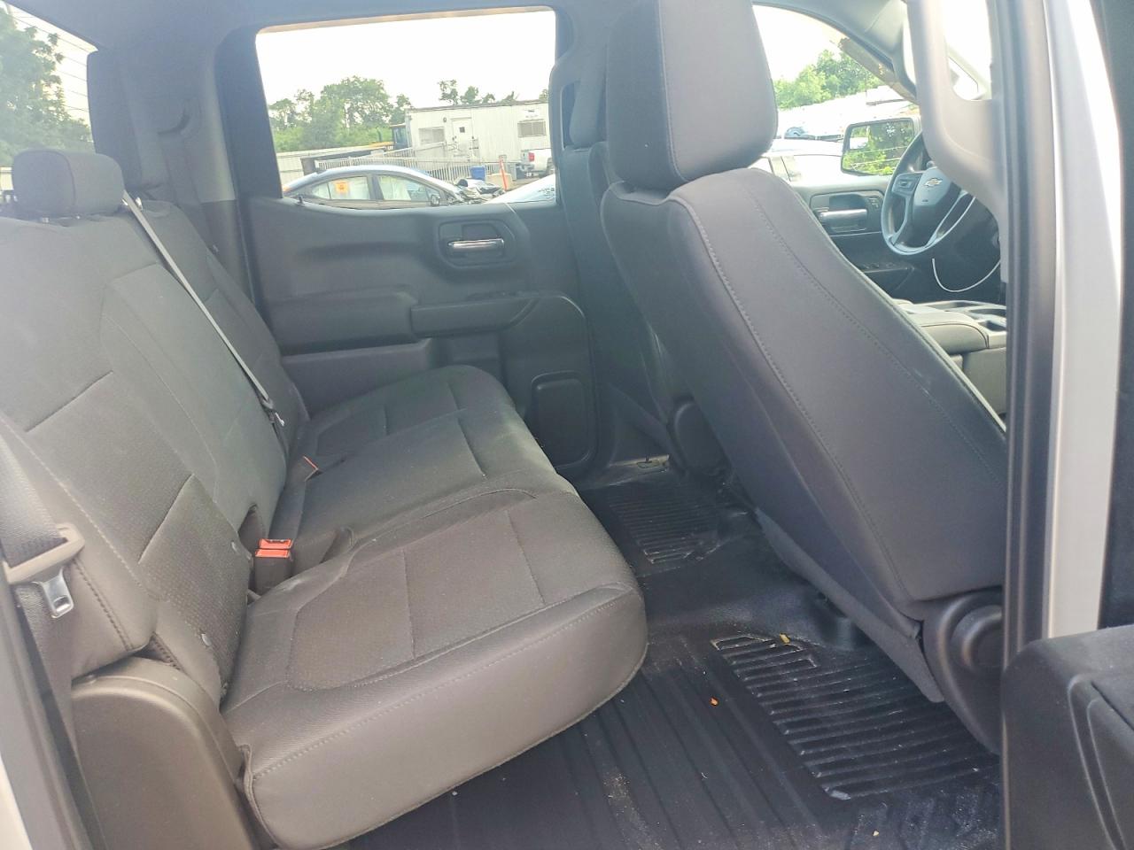Chevrolet Silverado C1500