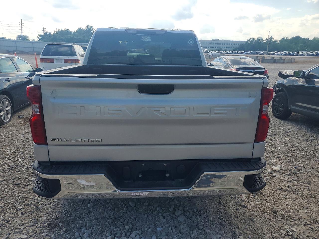 Chevrolet Silverado C1500