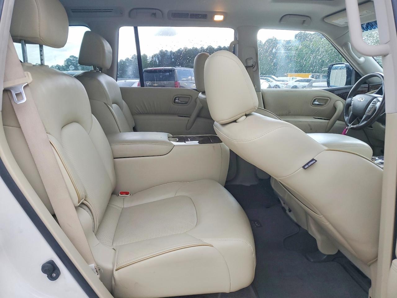 INFINITI Qx Base