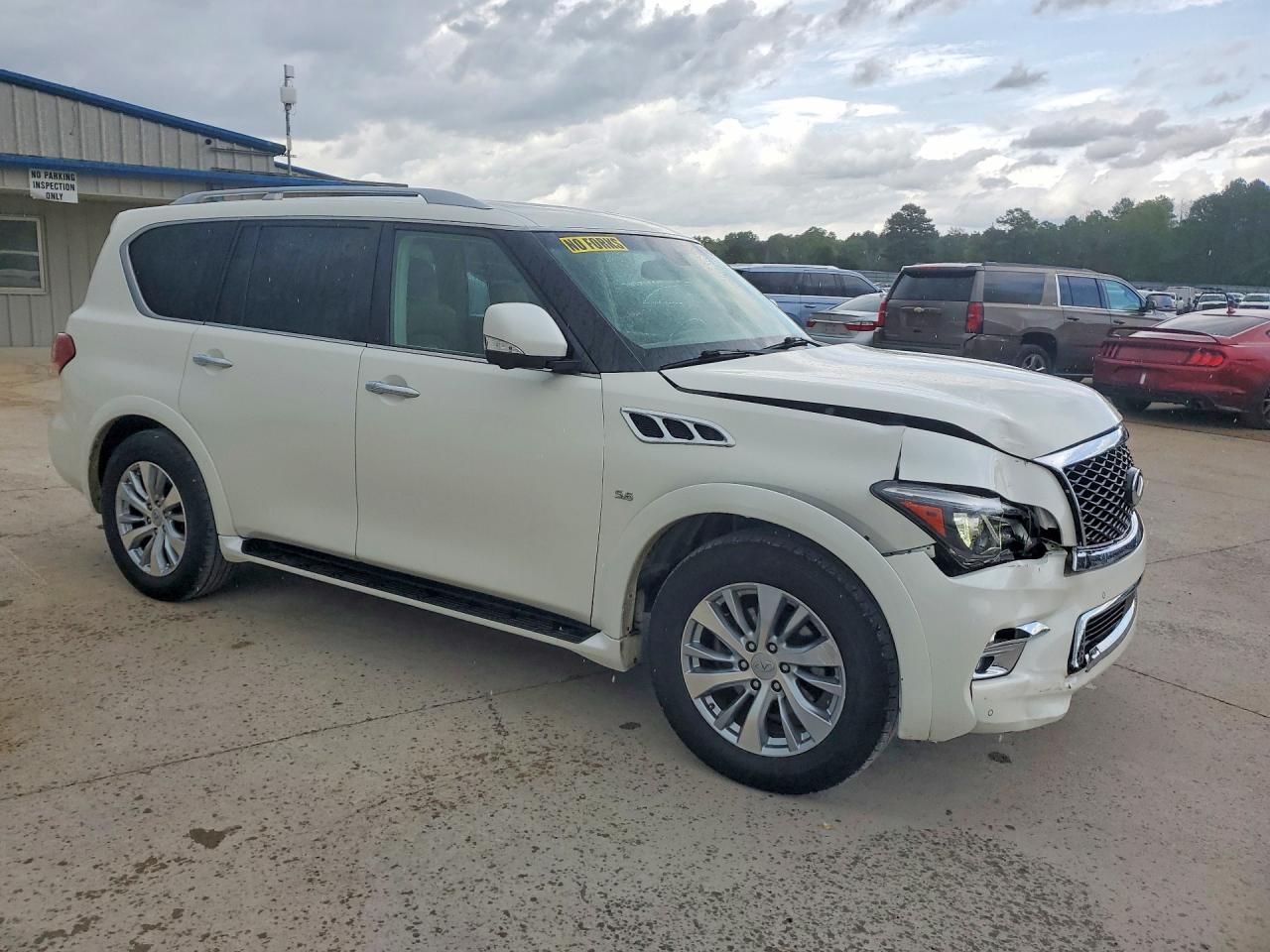 INFINITI Qx Base