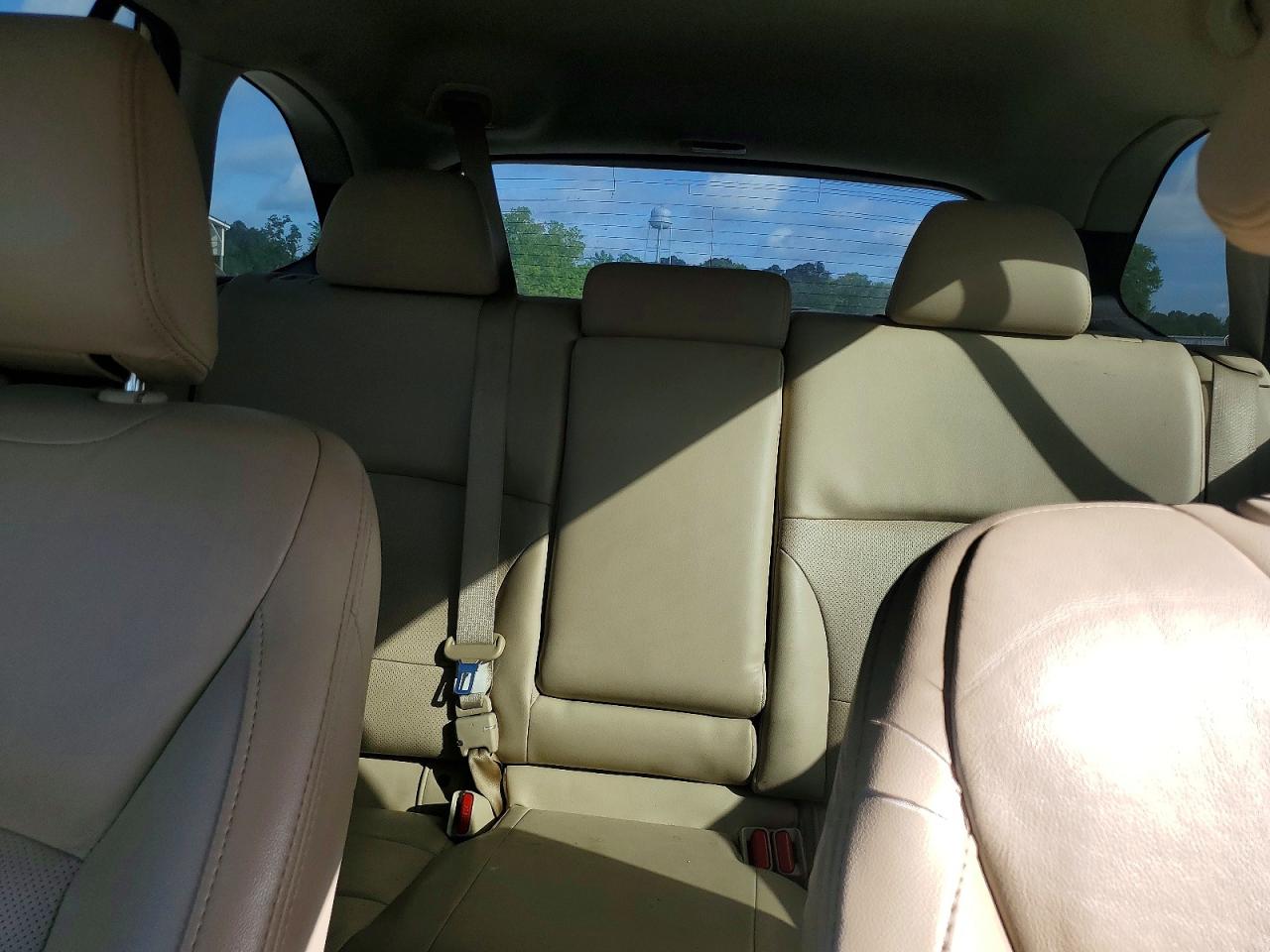 Subaru Outback 2.5i Limited