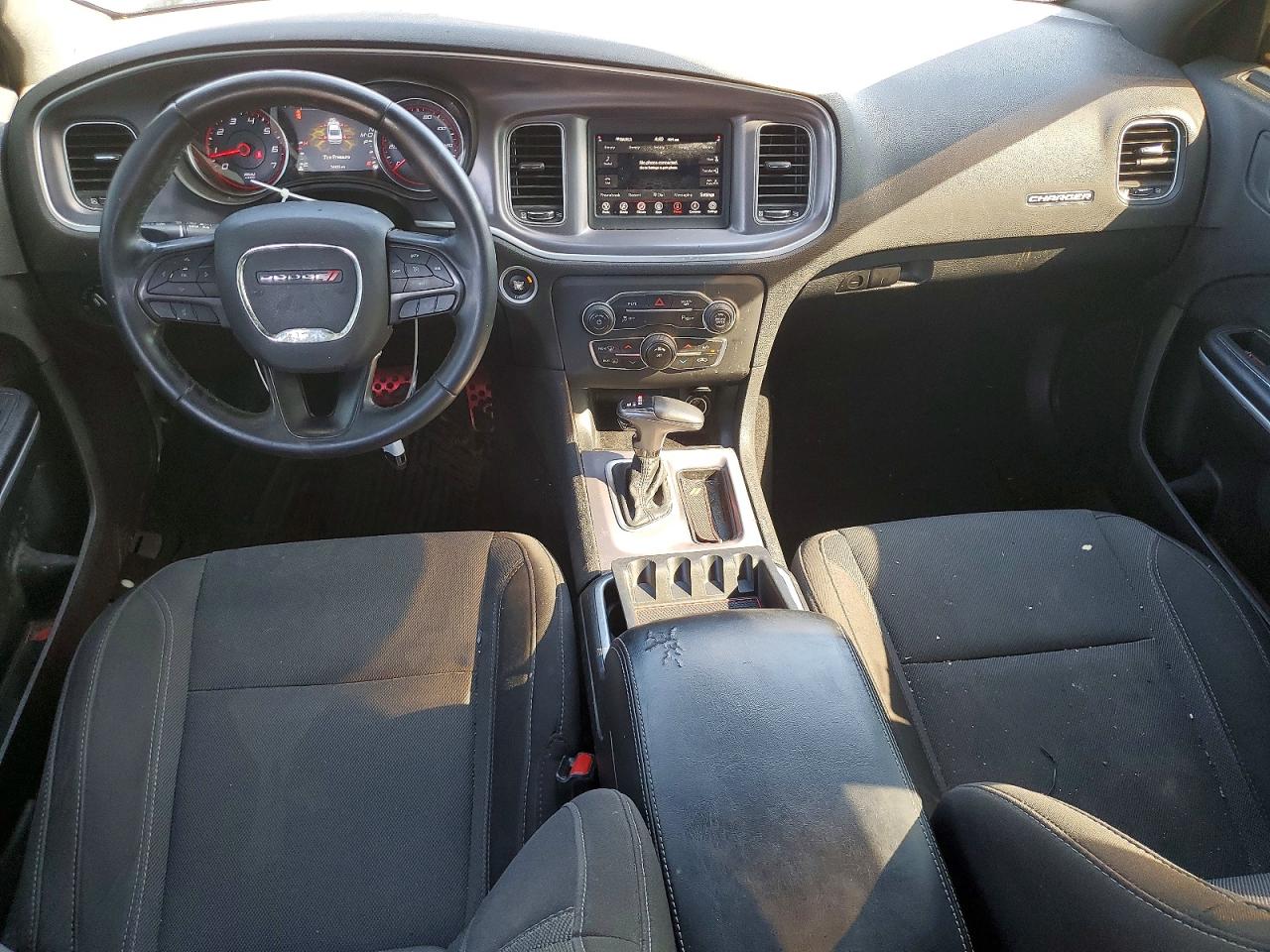 Dodge Charger Sxt