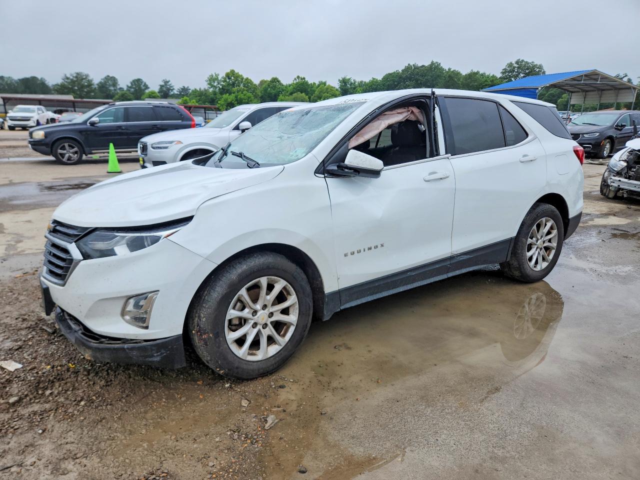 Salvage Chevrolet Equinox Image