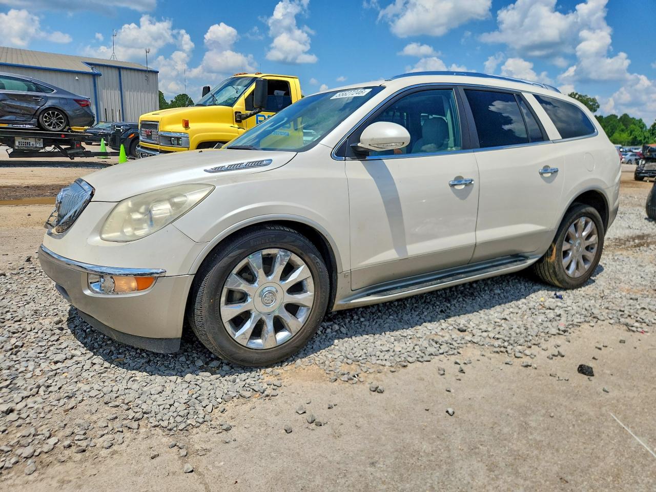 Salvage Buick Enclave Image